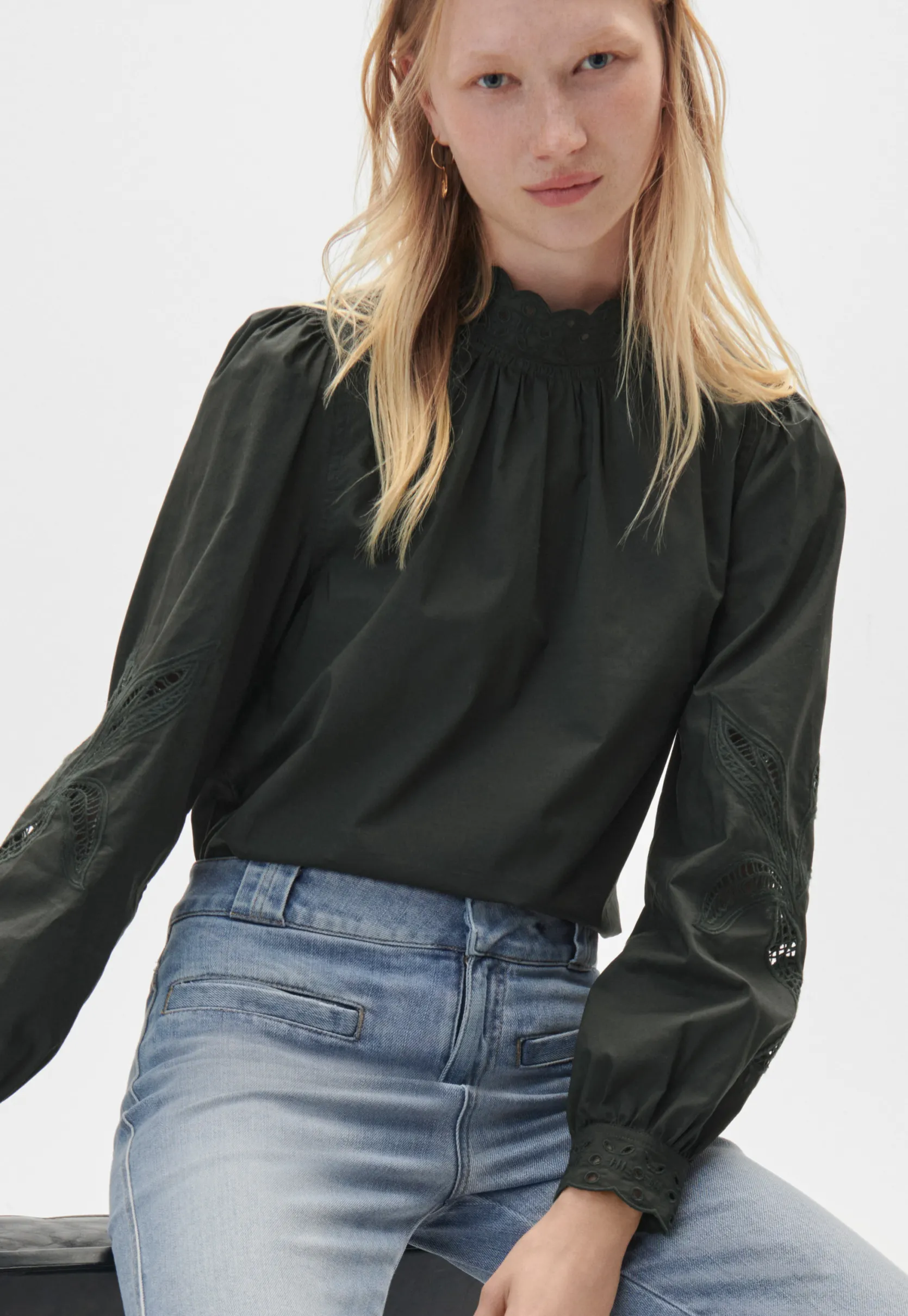 buttonback_blouse_0-1.webp Women Wrap London Shirts & Tops*Button-Back Blouse