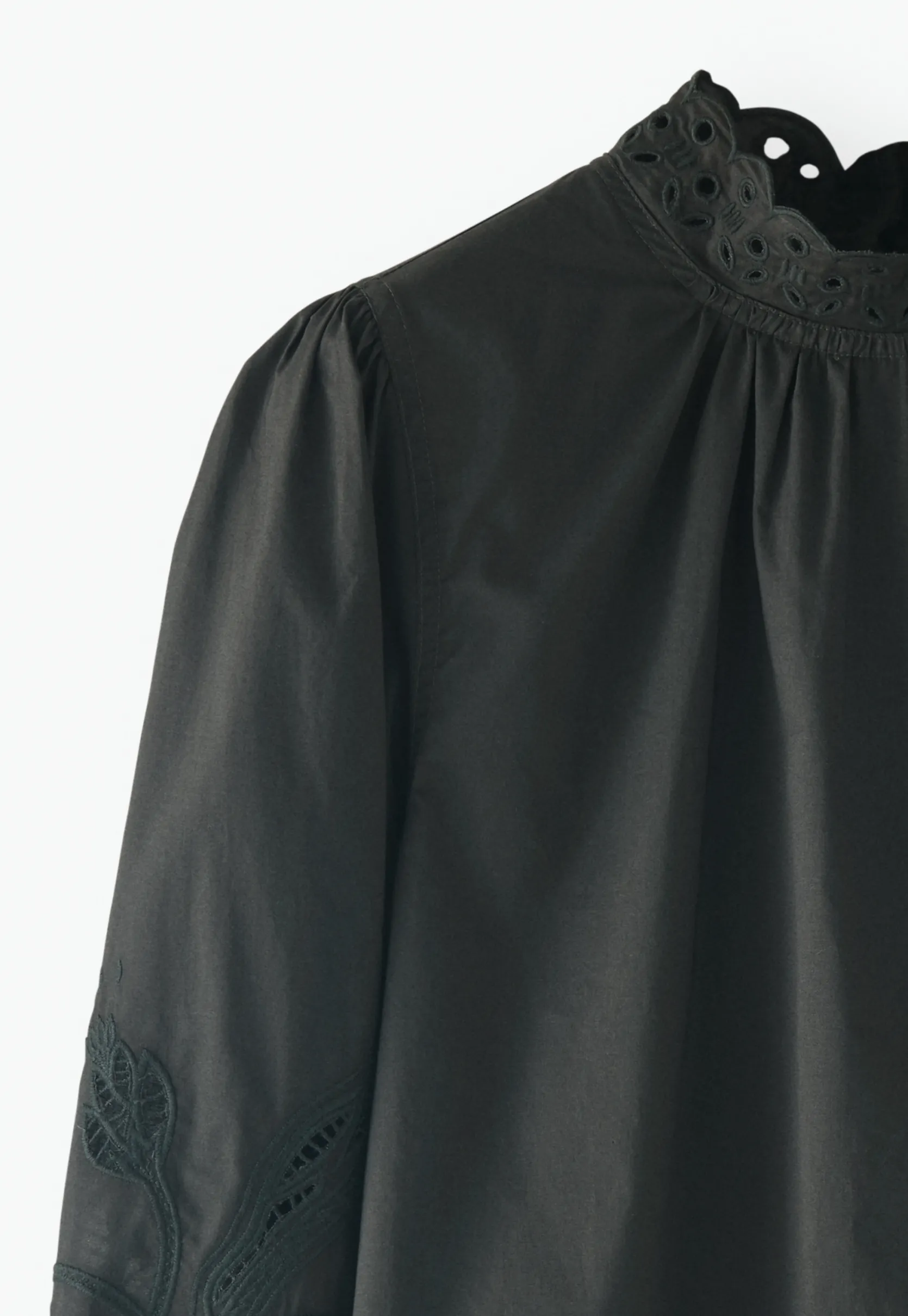 buttonback_blouse_6-1.webp Women Wrap London Shirts & Tops*Button-Back Blouse
