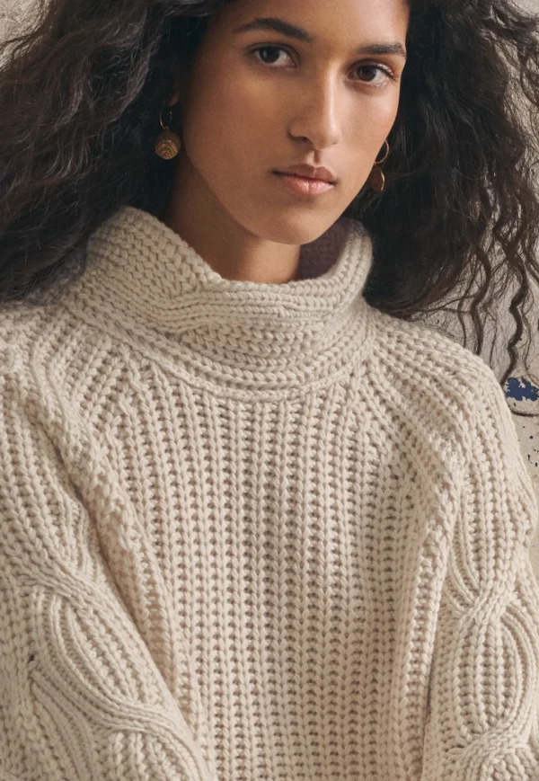Women Wrap London Knitwear*Cable-Knit Sweater