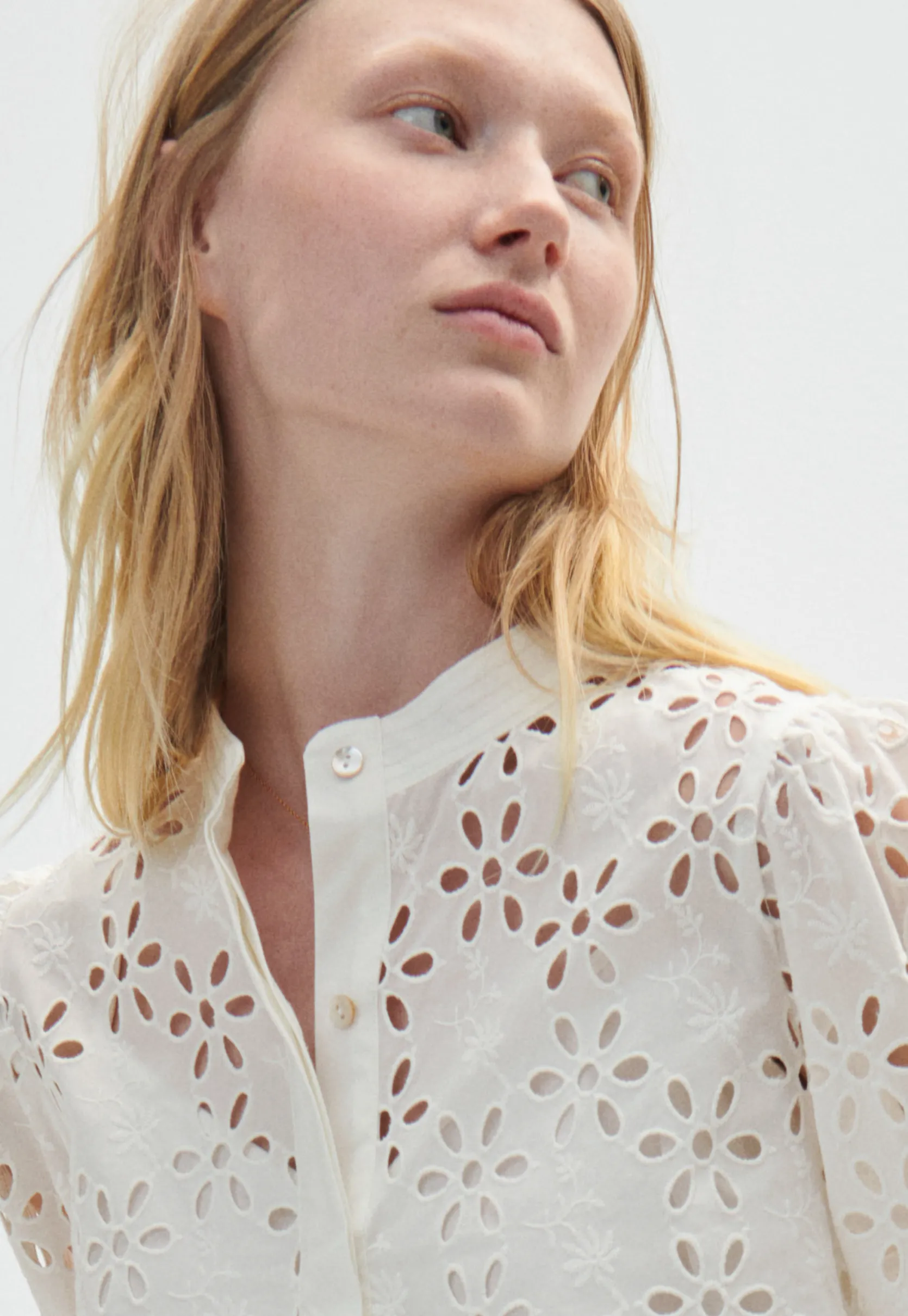 cutwork_blouse_1.webp Women Wrap London Shirts & Tops*Cutwork Blouse