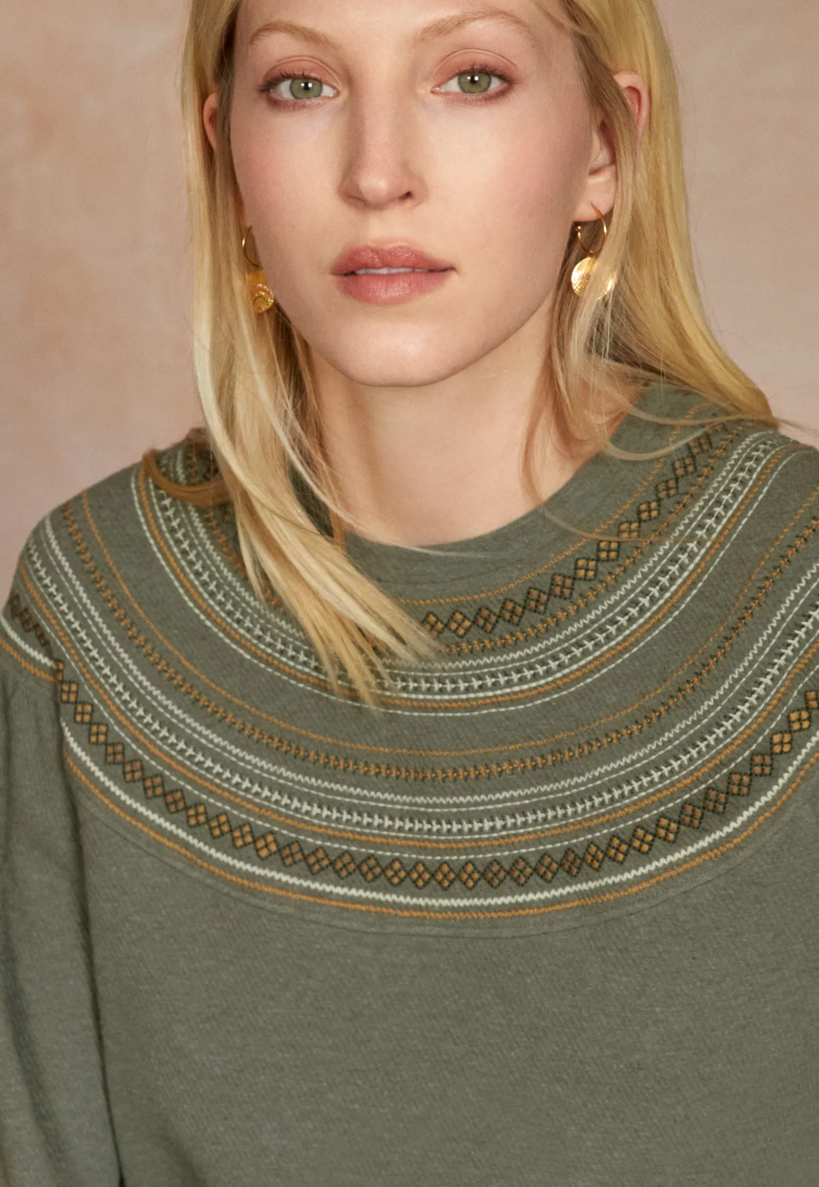 embroidered_sweatshirt_2-3.webp Women Wrap London Jersey Tops*Embroidered Sweatshirt