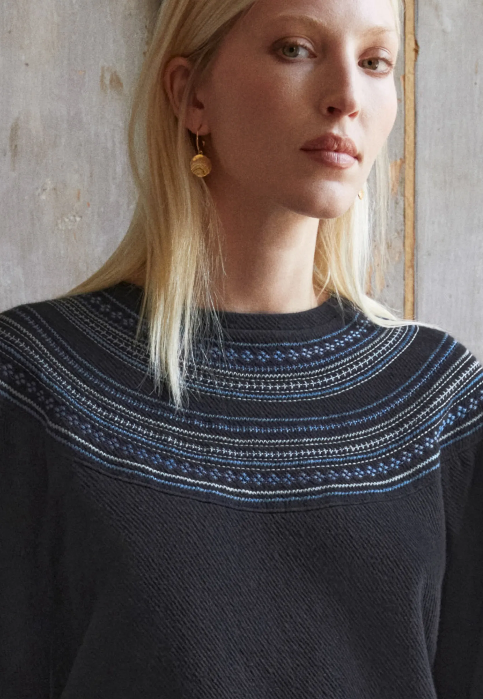 embroidered_sweatshirt_3-1.webp Women Wrap London Jersey Tops*Embroidered Sweatshirt