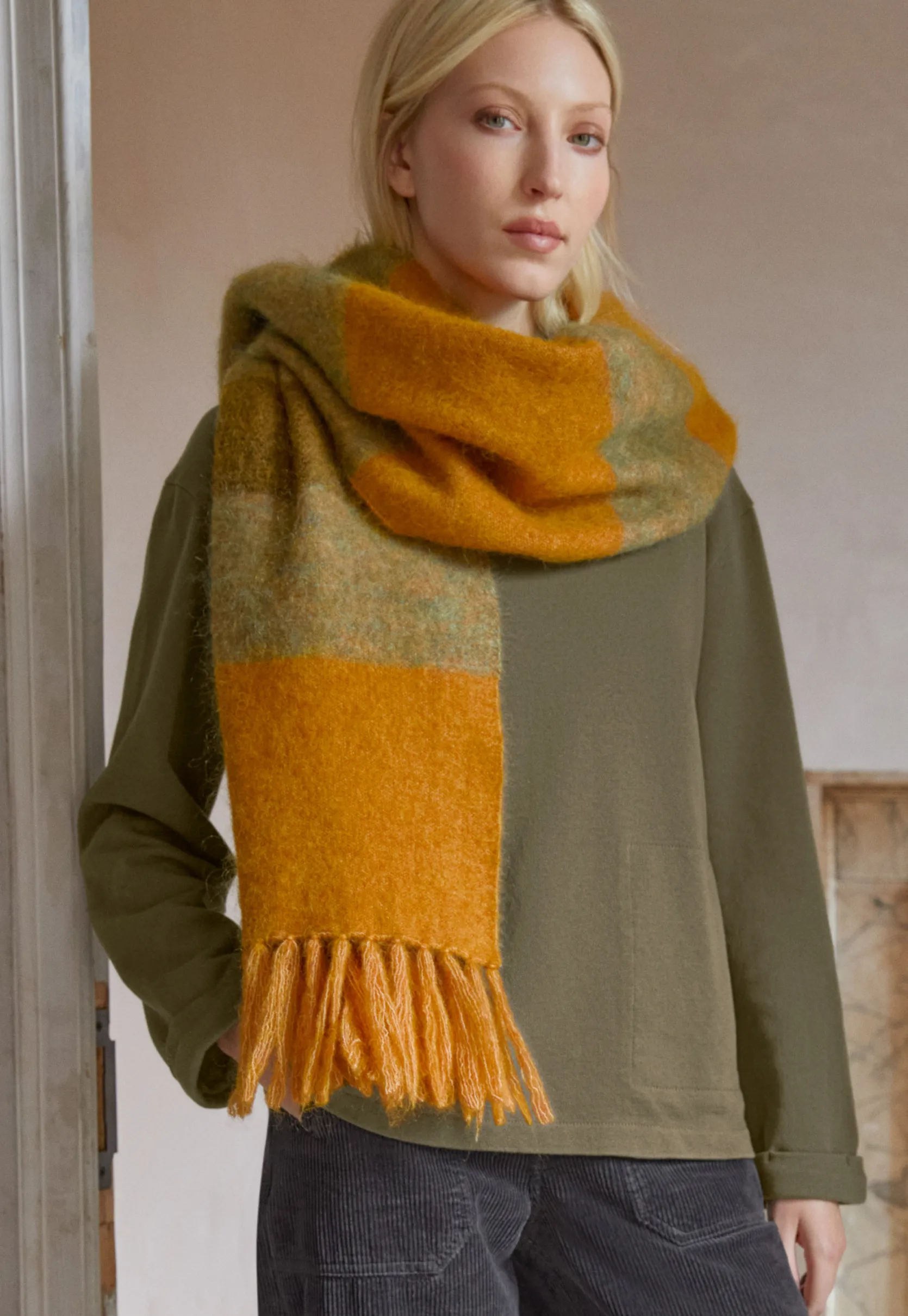 funnelneck_sweatshirt_2-1.webp Women Wrap London Jersey Tops*Funnel-Neck Sweatshirt