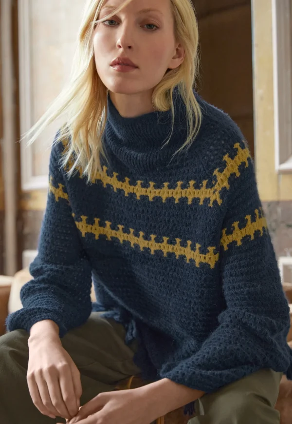 Women Wrap London Knitwear*Hand-Crochet Sweater