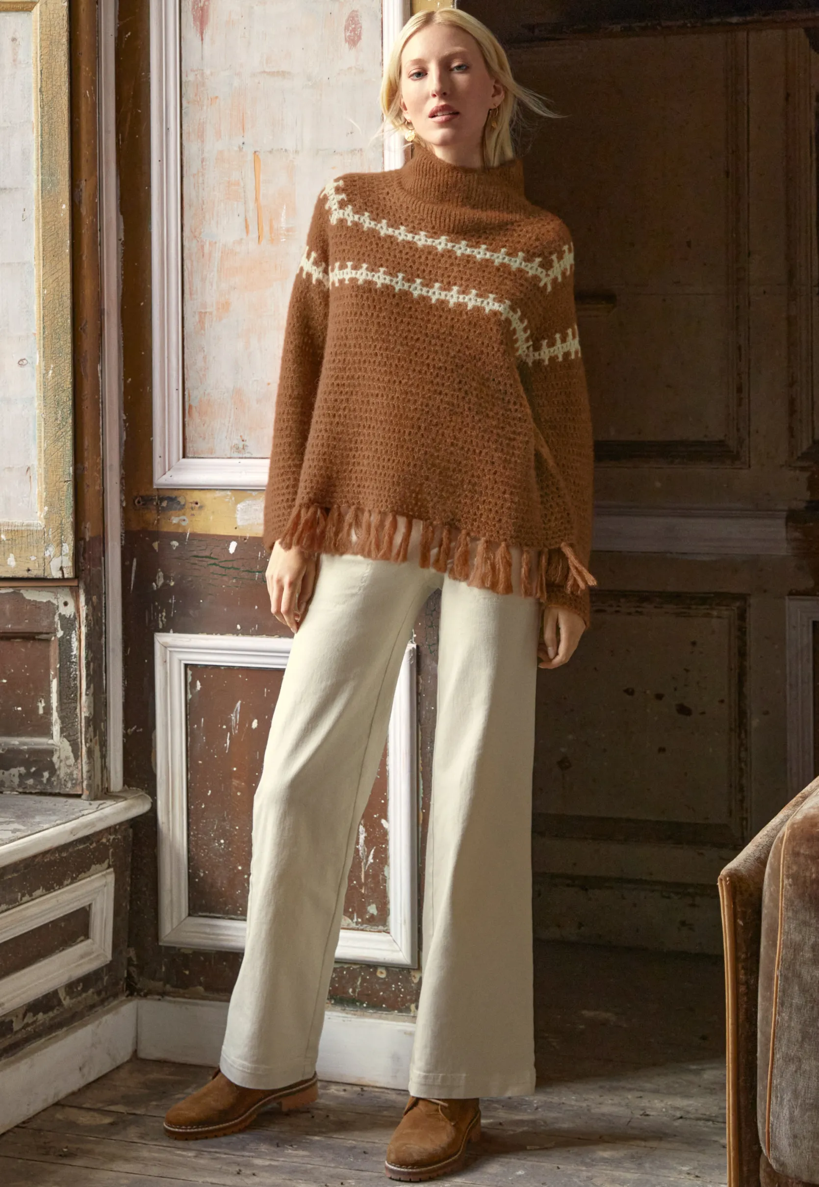 handcrochet_sweater_1.webp Women Wrap London Knitwear*Hand-Crochet Sweater