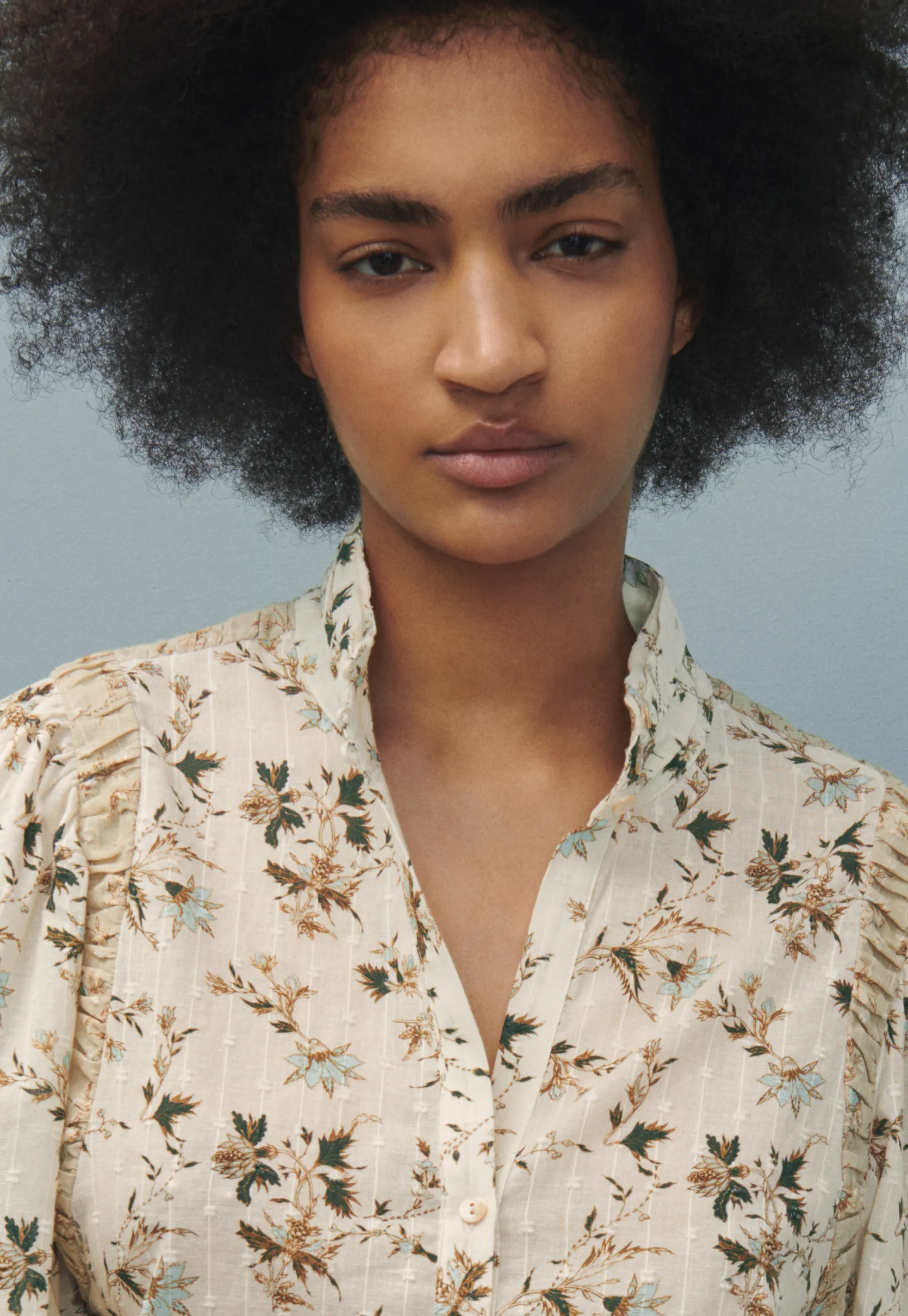 printed_highneck_blouse_1.webp Women Wrap London Shirts & Tops*Printed High-Neck Blouse
