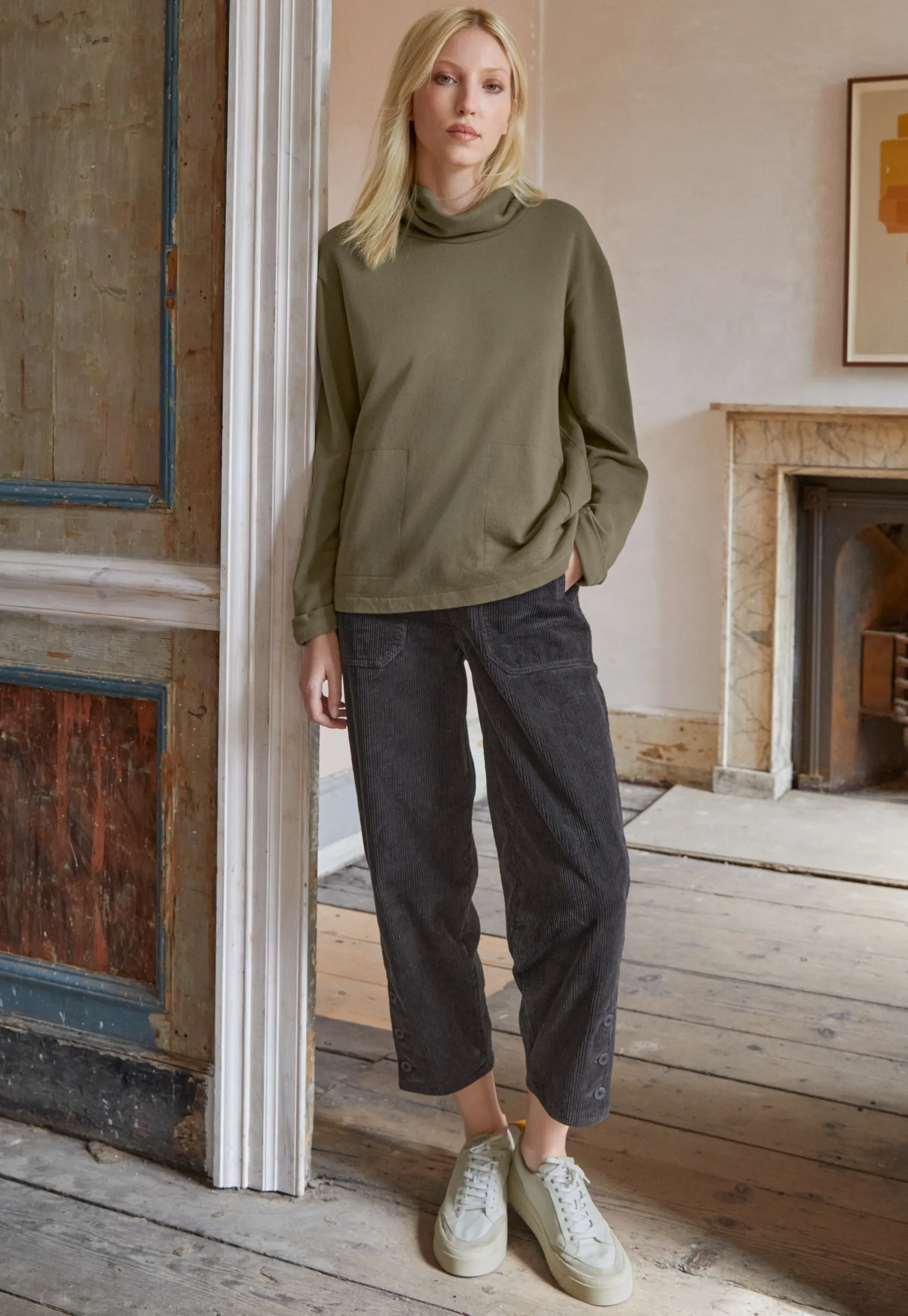 relaxed_carrot_cords_0-1.webp Women Wrap London Jeans & Trousers*Relaxed Carrot Cords