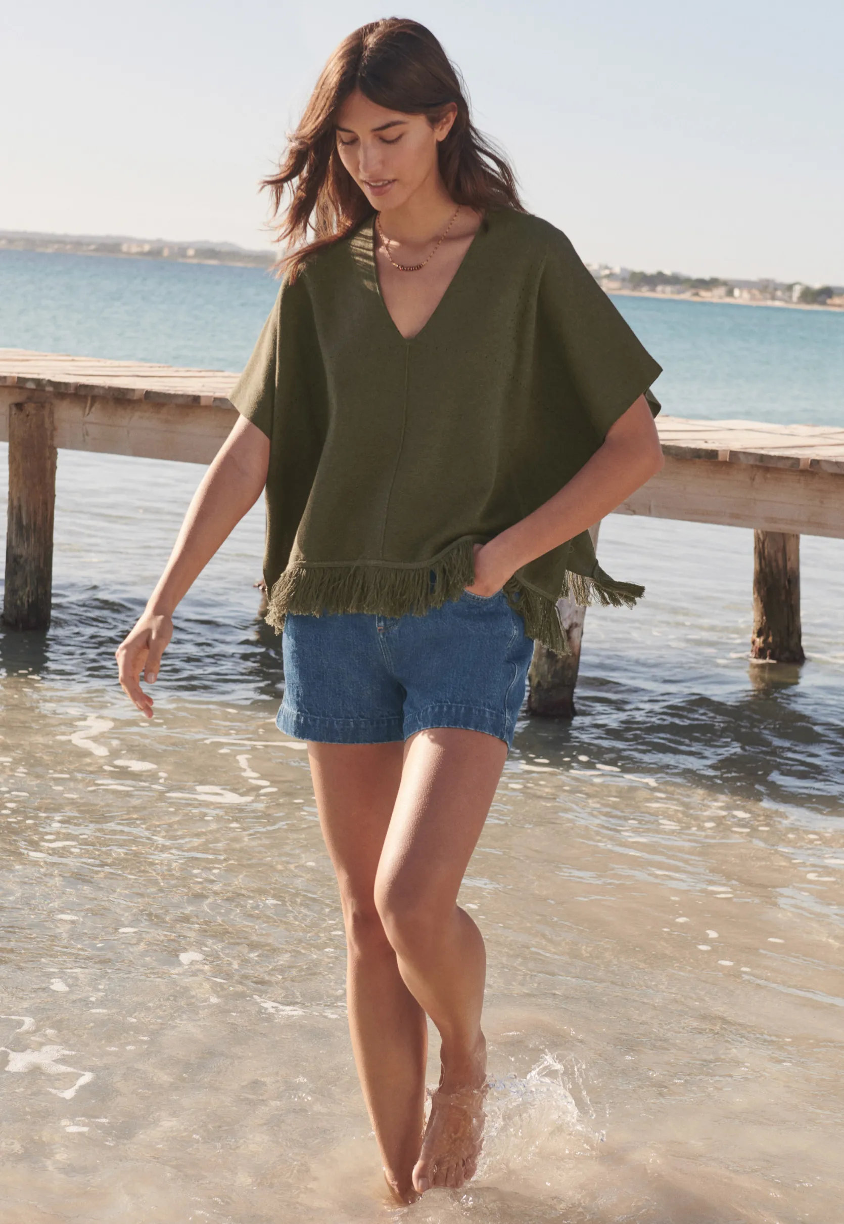 tassel_poncho_1.webp Women Wrap London Knitwear*Tassel Poncho