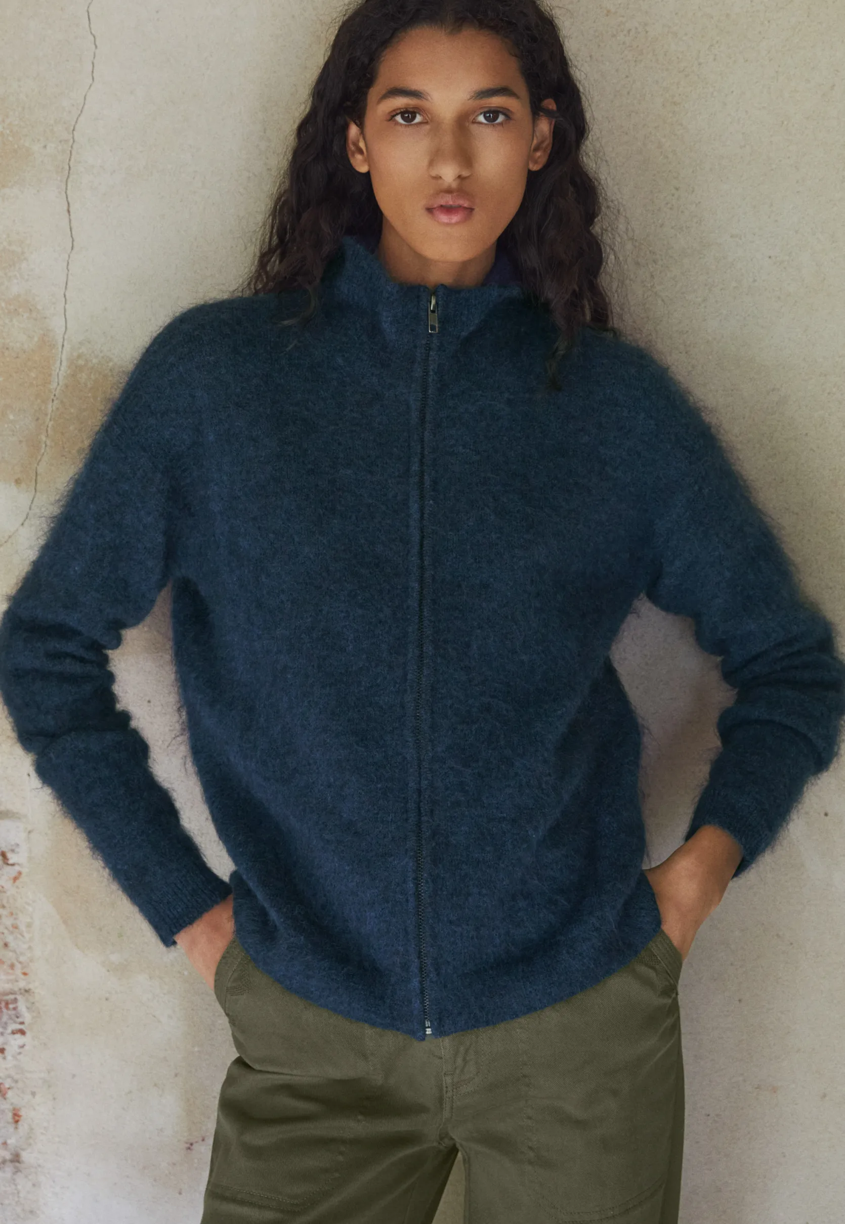 zipup_sweater_1.webp Women Wrap London Knitwear*Zip-Up Sweater